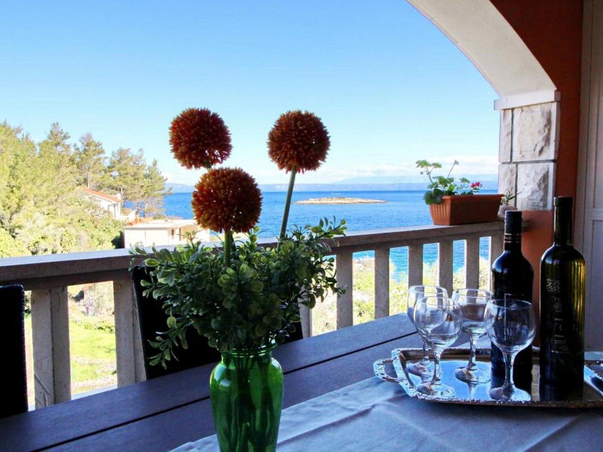 Apartments Sea Line - Two Bedroom Apartment With Terrace And Sea View Prigradica Exterior foto